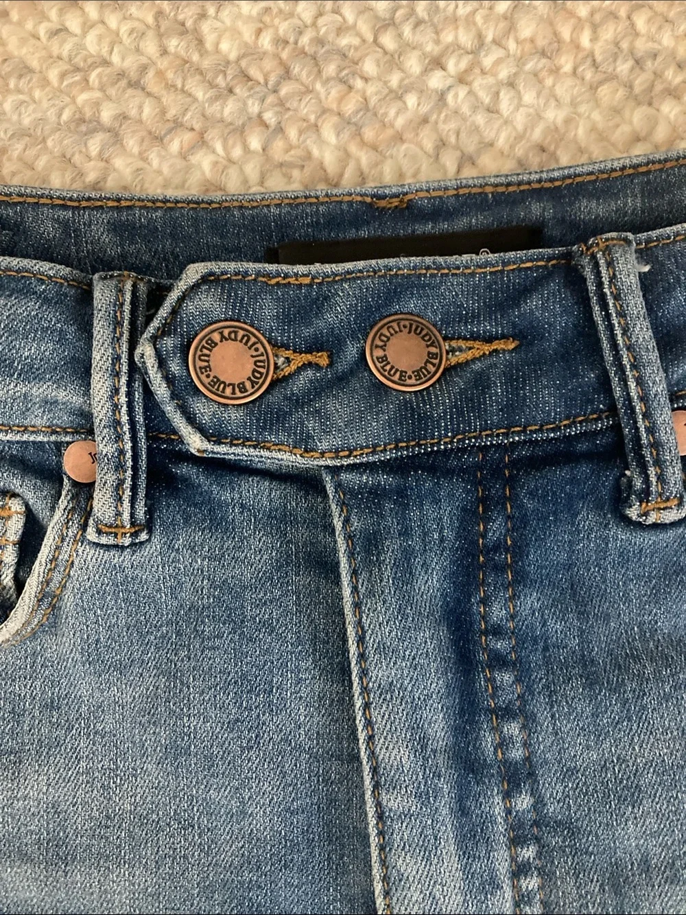 Judy Blue Denim Shorts - size small